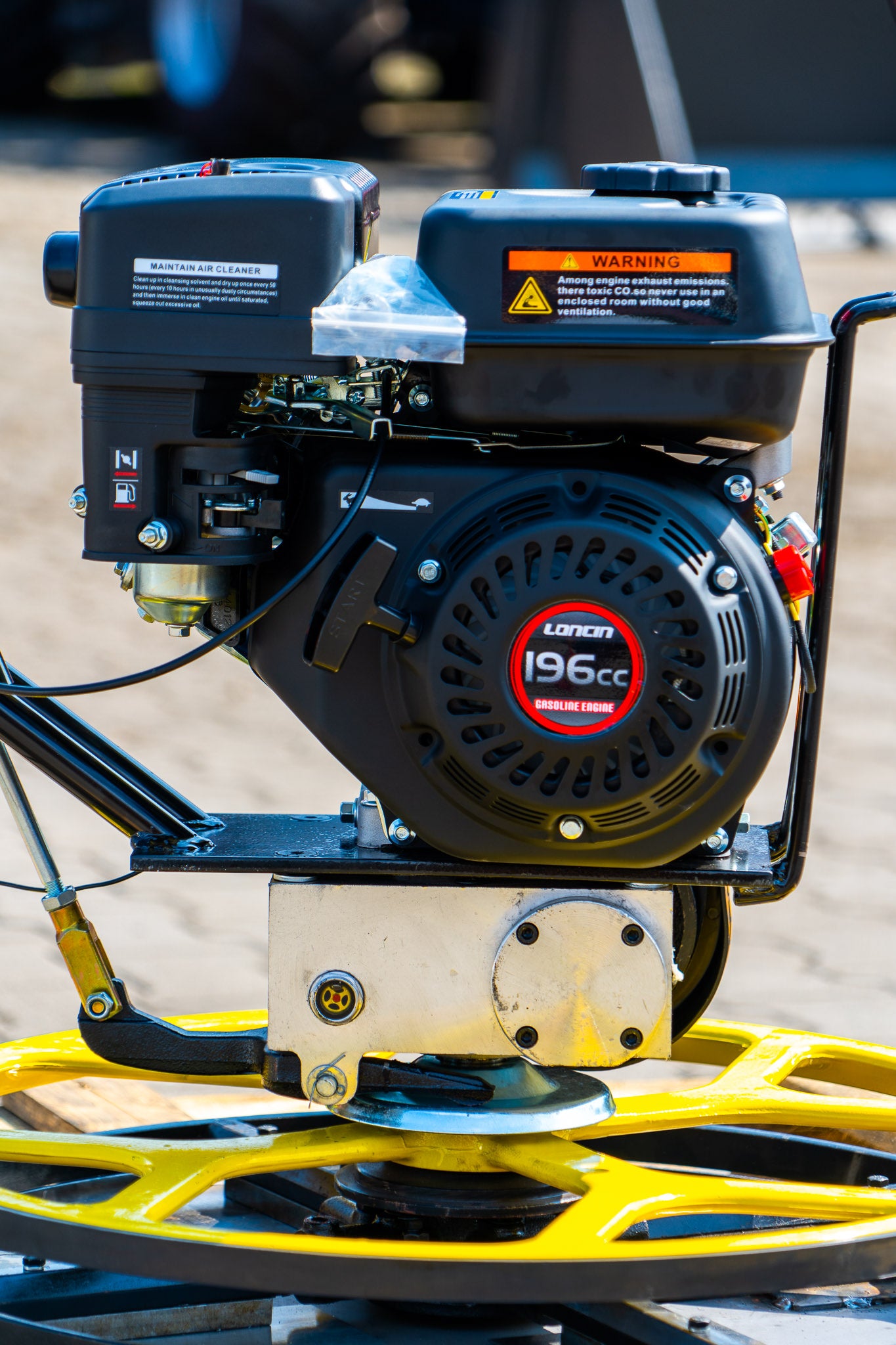 GASOLINE POWER TROWEL FOR CONCRETE MT24-2