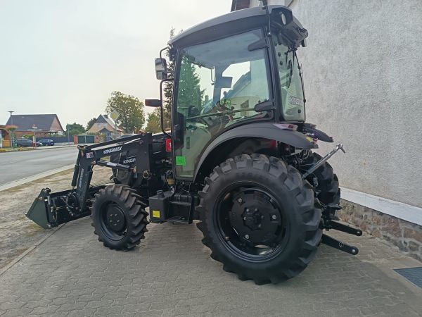 KINGWAY 504 von hinten links mit Frontlader
